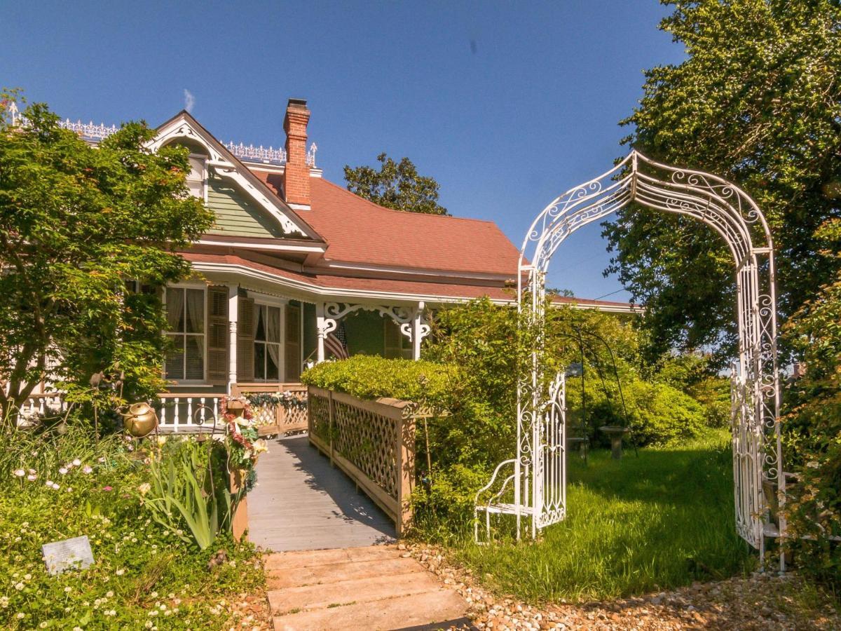 Bed and Breakfast Holly House Of Hamilton Exterior foto